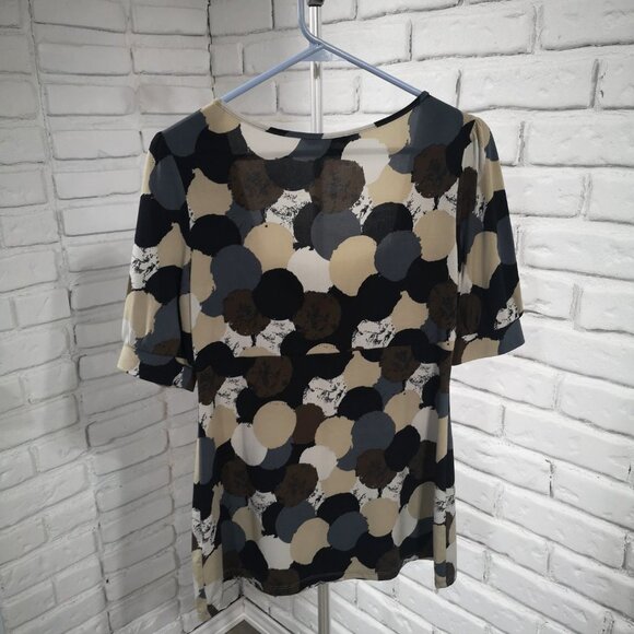 RW&CO. Ladies Empire Waist Short Sleeve Top - Picture 2 of 9